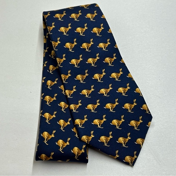 VTG Hermès Silk Tie Mens Blue Whimsical Rabbit Hare Print 7256 MA 80’s - Picture 1 of 9